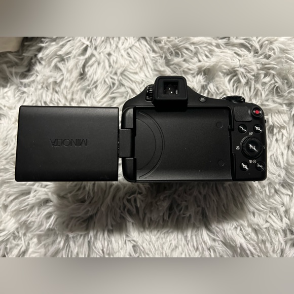 Minolta Camera - Picture 7 of 14